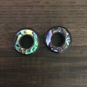 Black ear plug/gauge